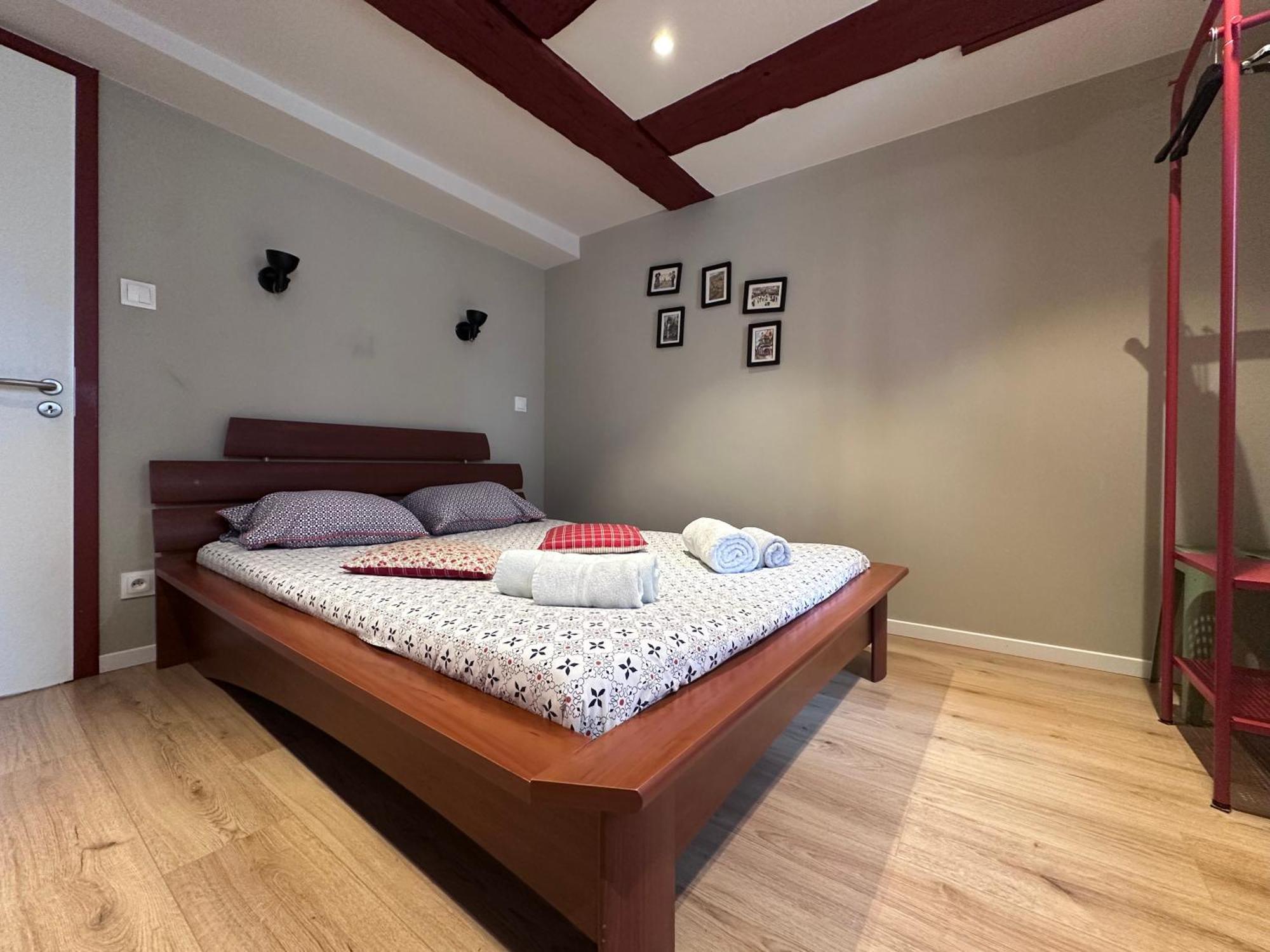 B'M Yerri - Appartement 4 Pers - Vue Cathedrale Colmar Luaran gambar